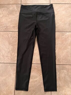 ☀️NEW☀️Women’s Black Faux Leather Leggings, Size Large